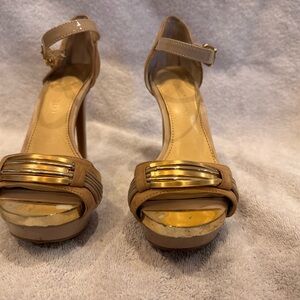 Chic Tan and Gold Women's Heels